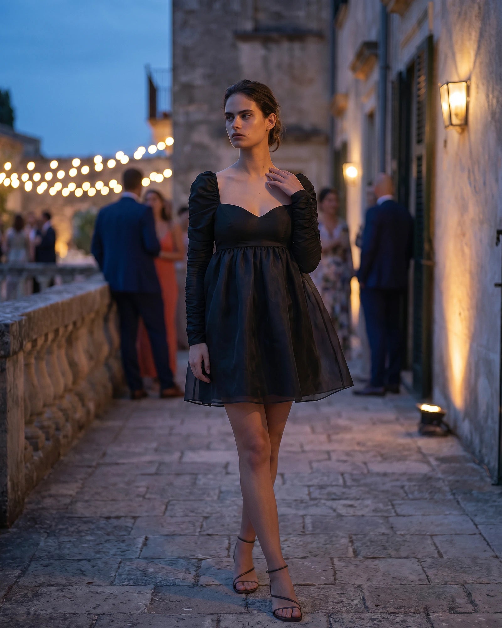 The Amara Sweetheart Mini