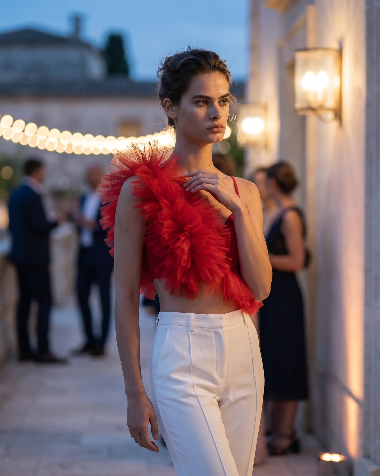 The Scarlet Ruffle Crop