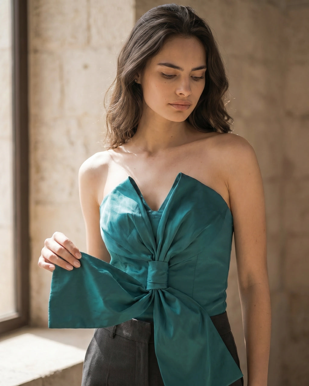 The Camille Contour Crop