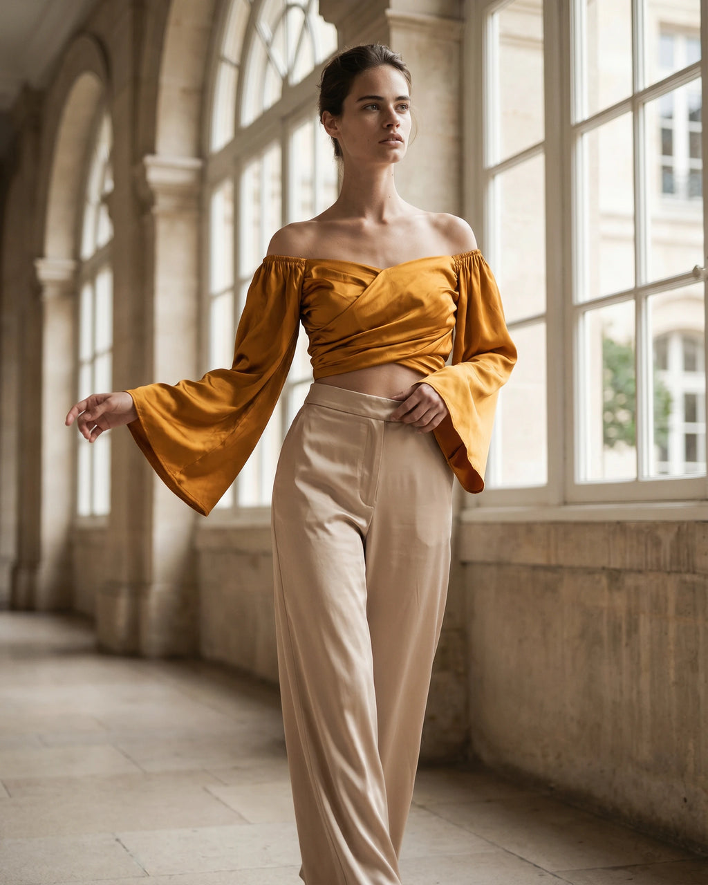 The Sienna Bell Sleeve Crop